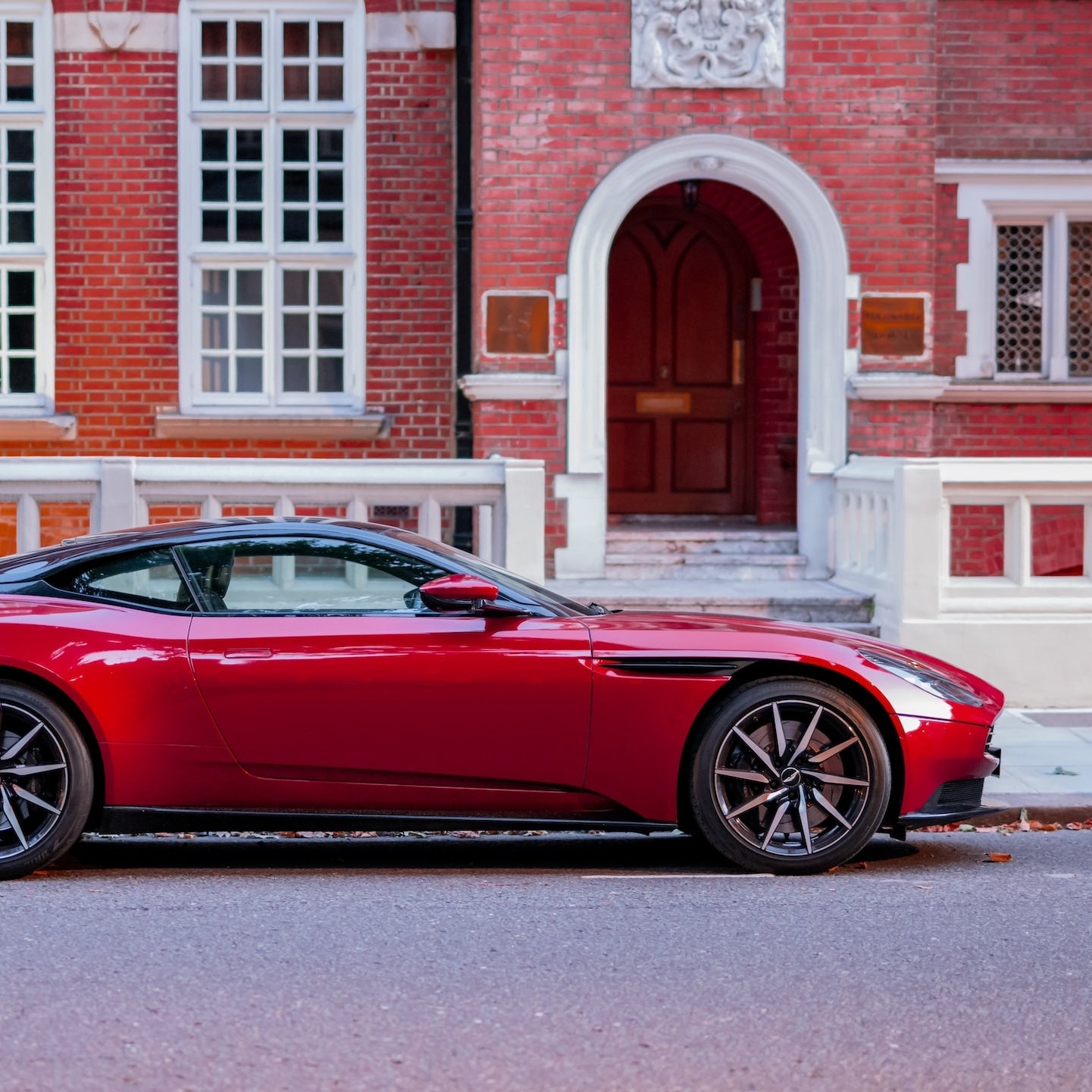 Porte-vélos Aston Martin DB11